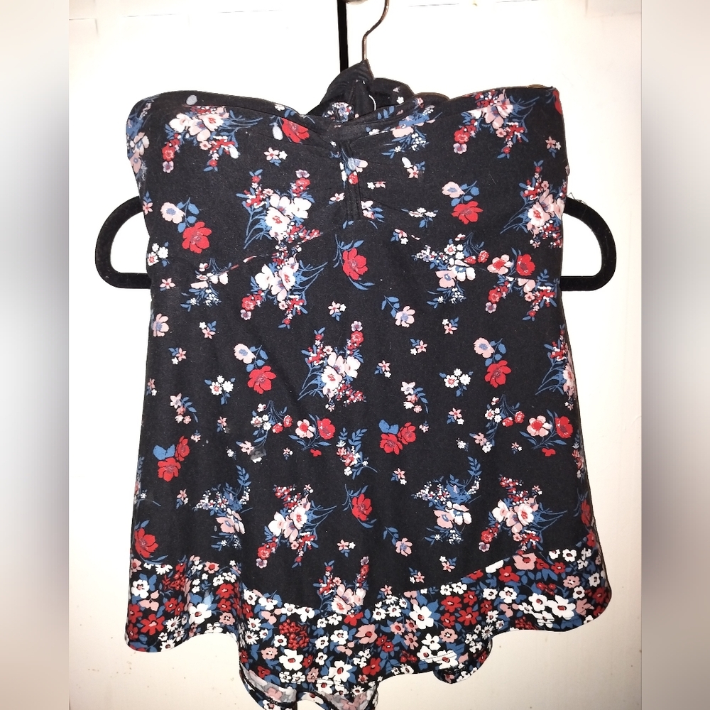NOBO navy blue halter with red &white flowers size lg